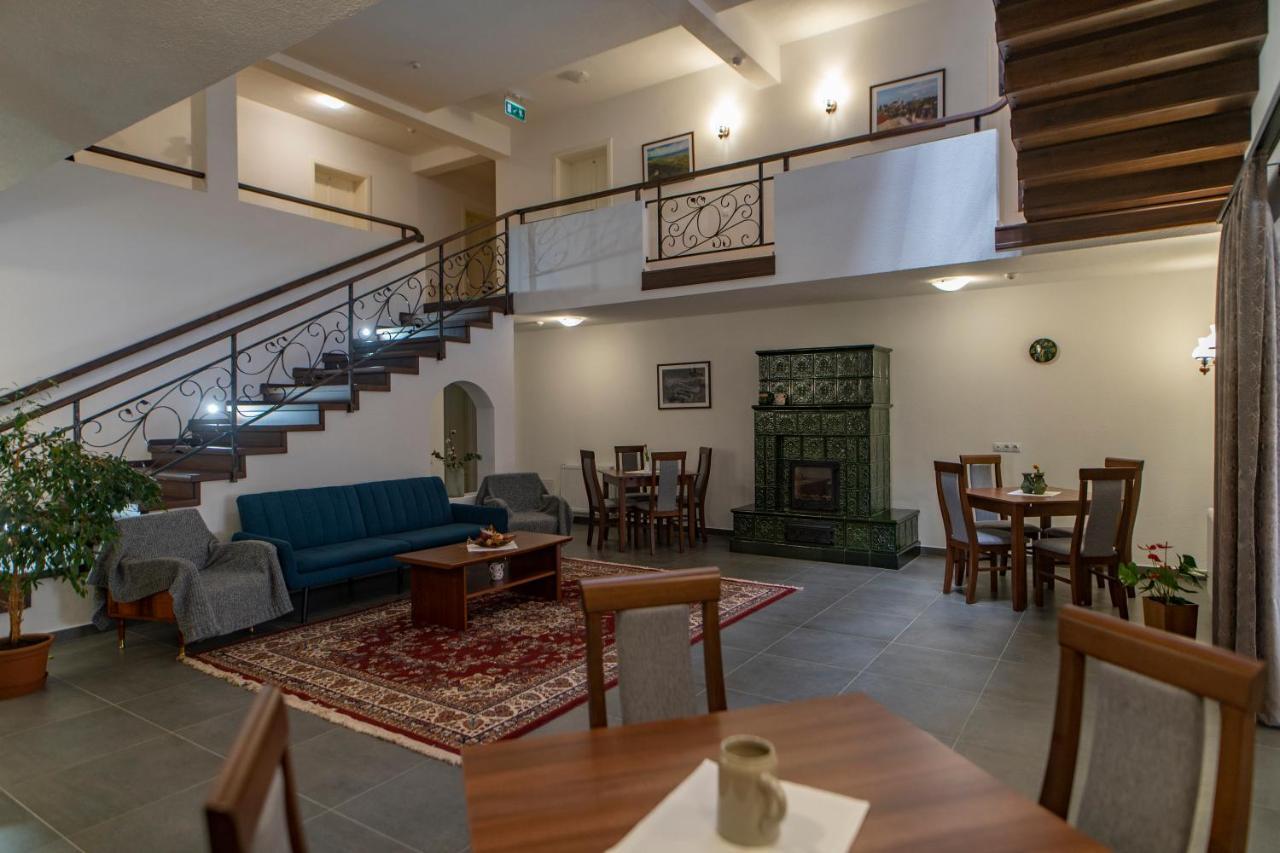Veranda Panzio