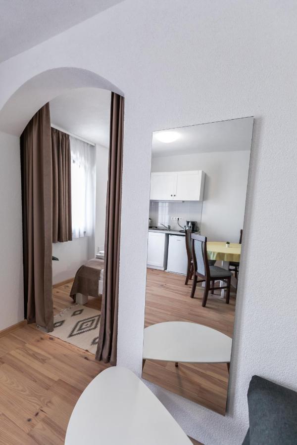 Veranda Panzio Guest house