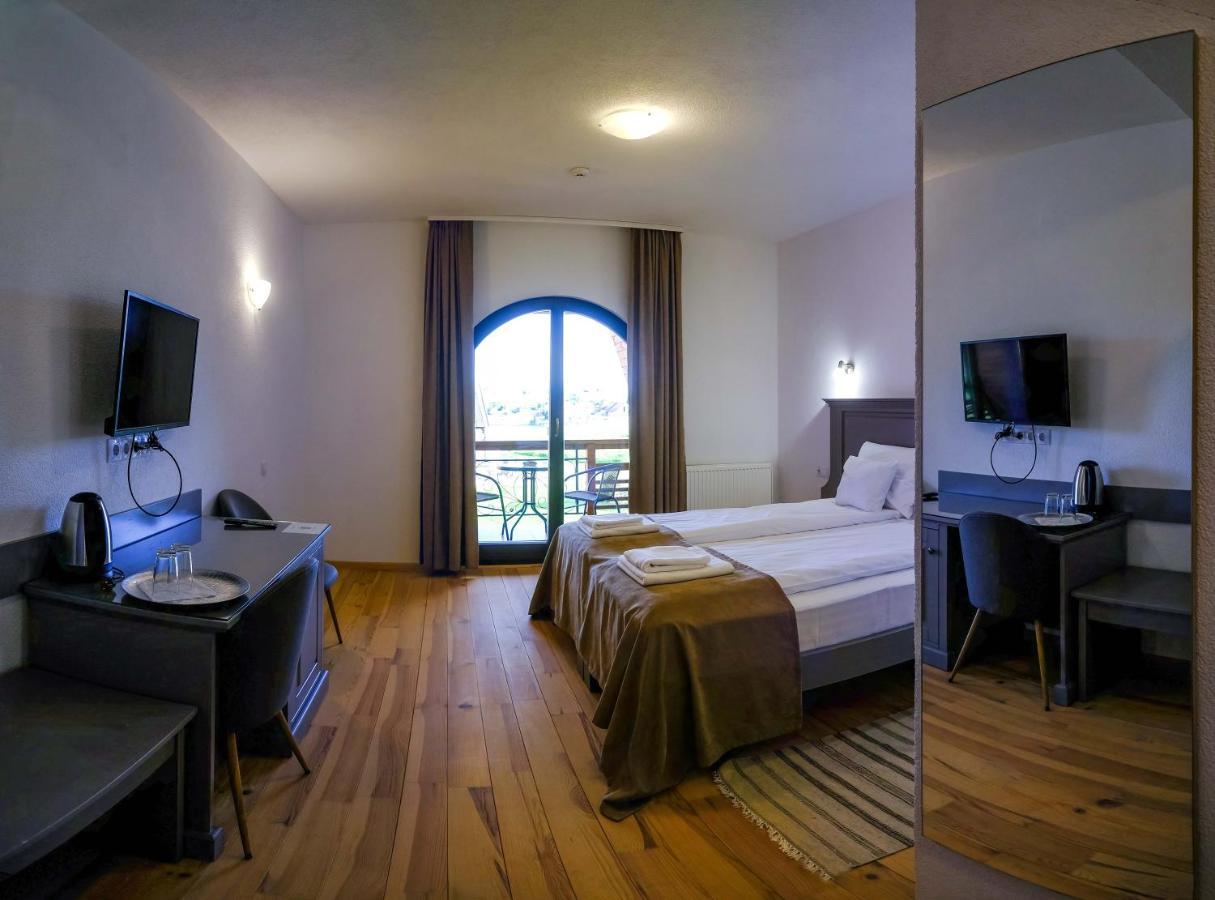 Veranda Panzio Guest house *