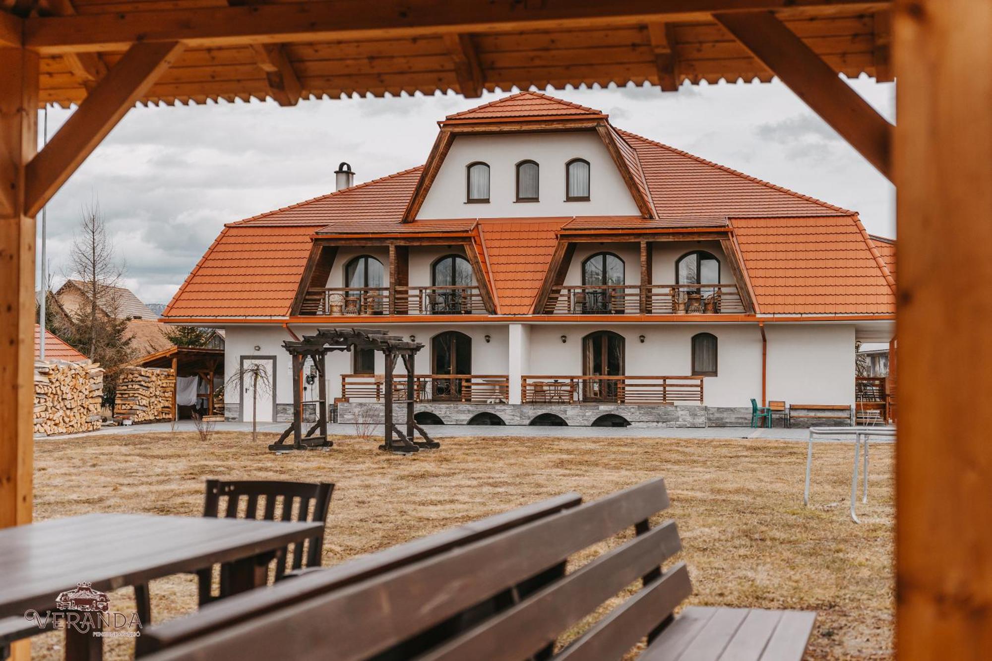 Guest house Veranda Panzio Remetea (Harghita)